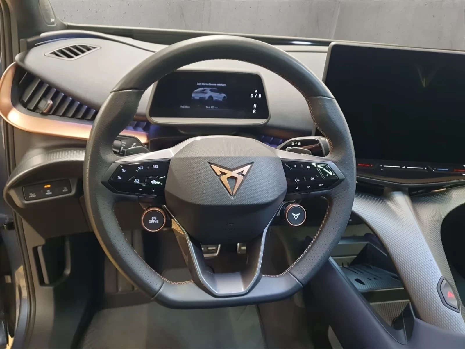 Cupra Tavascan VZ AWD 77kWh MATRIX 360* DISTR HUD PANO W/P K-L | Mobile.bg � ����������� 11