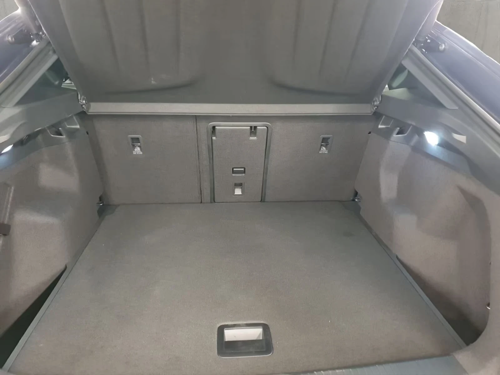Cupra Tavascan VZ AWD 77kWh MATRIX 360* DISTR HUD PANO W/P K-L | Mobile.bg � ����������� 16