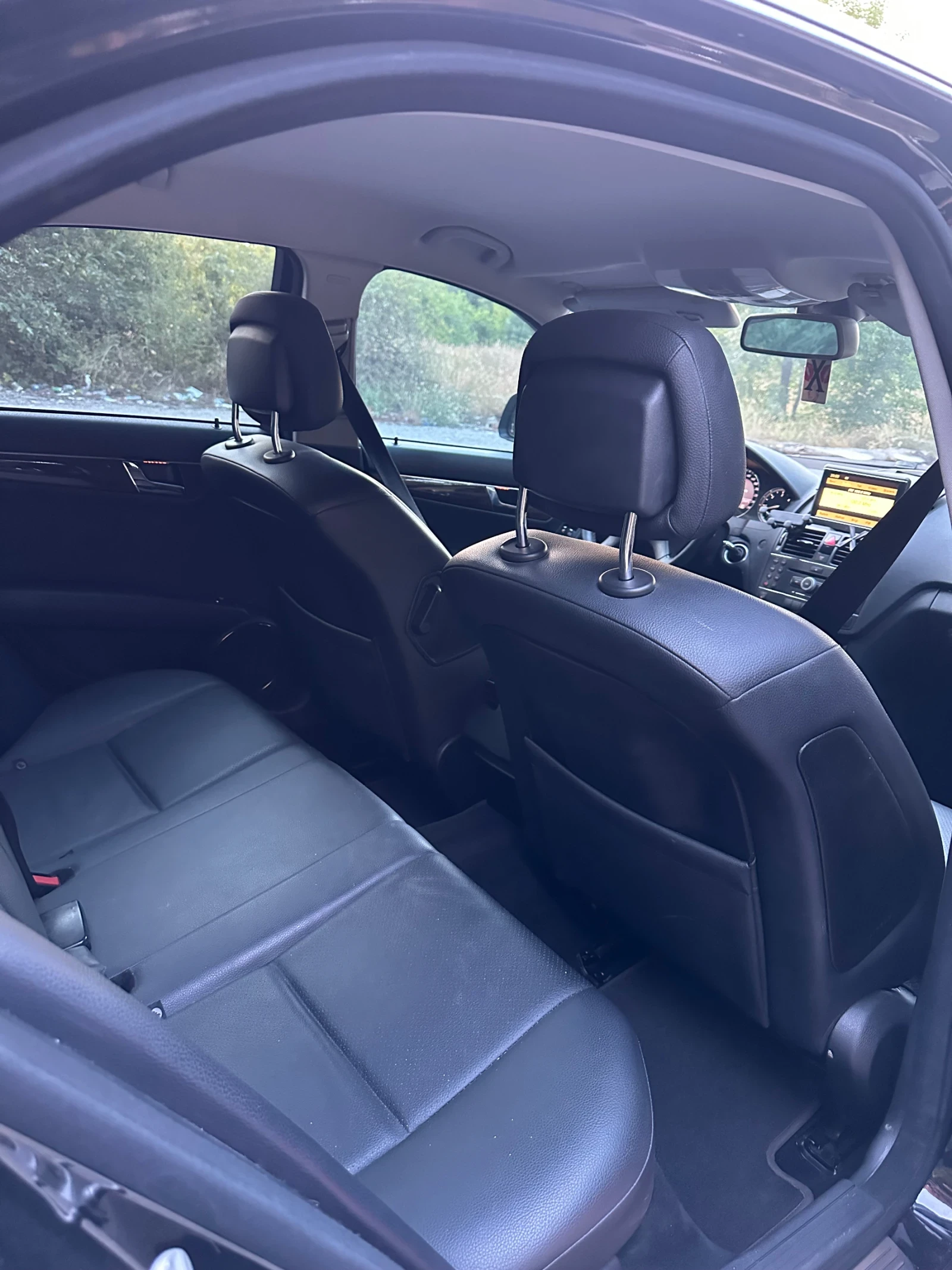 Mercedes-Benz C 320, снимка 10 - Автомобили и джипове - 55112417