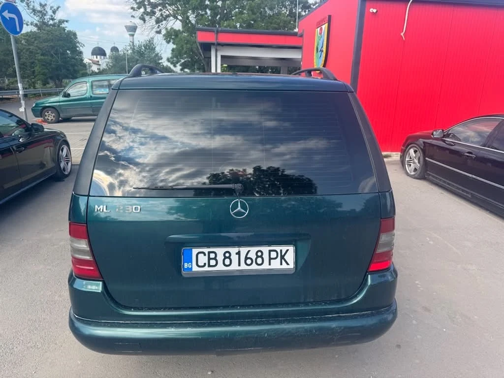 Mercedes-Benz 230, снимка 4 - Автомобили и джипове - 55160866