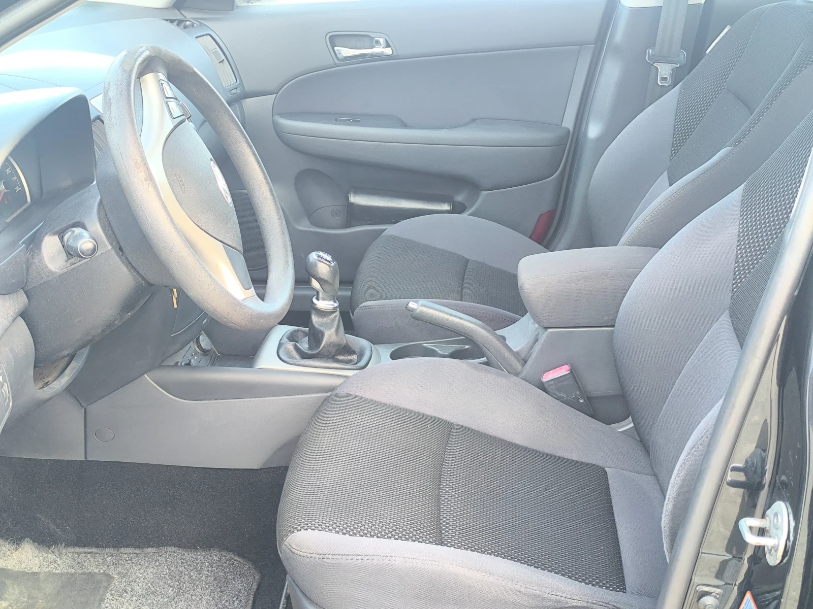 Hyundai I30 1.6CRDI | Mobile.bg � ����������� 9