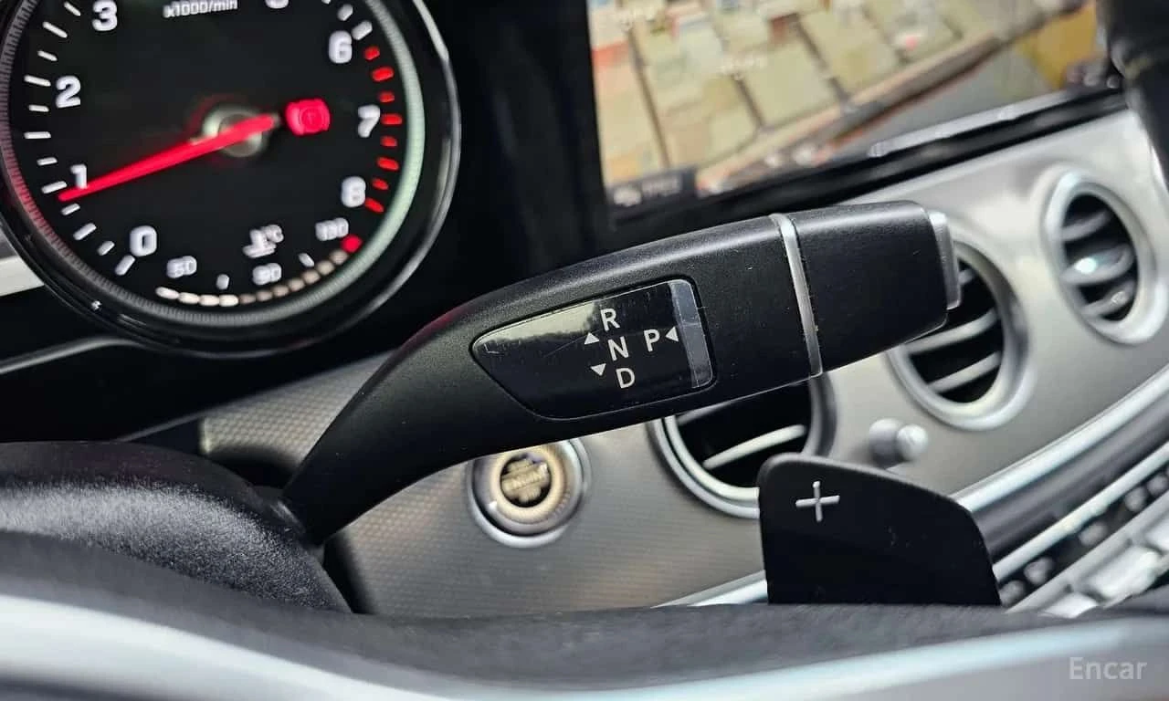 Mercedes-Benz E 300 * E300 Avantgarde * CARFAX * ЦЕНА ДО БГ, снимка 10 - Автомобили и джипове - 55510598
