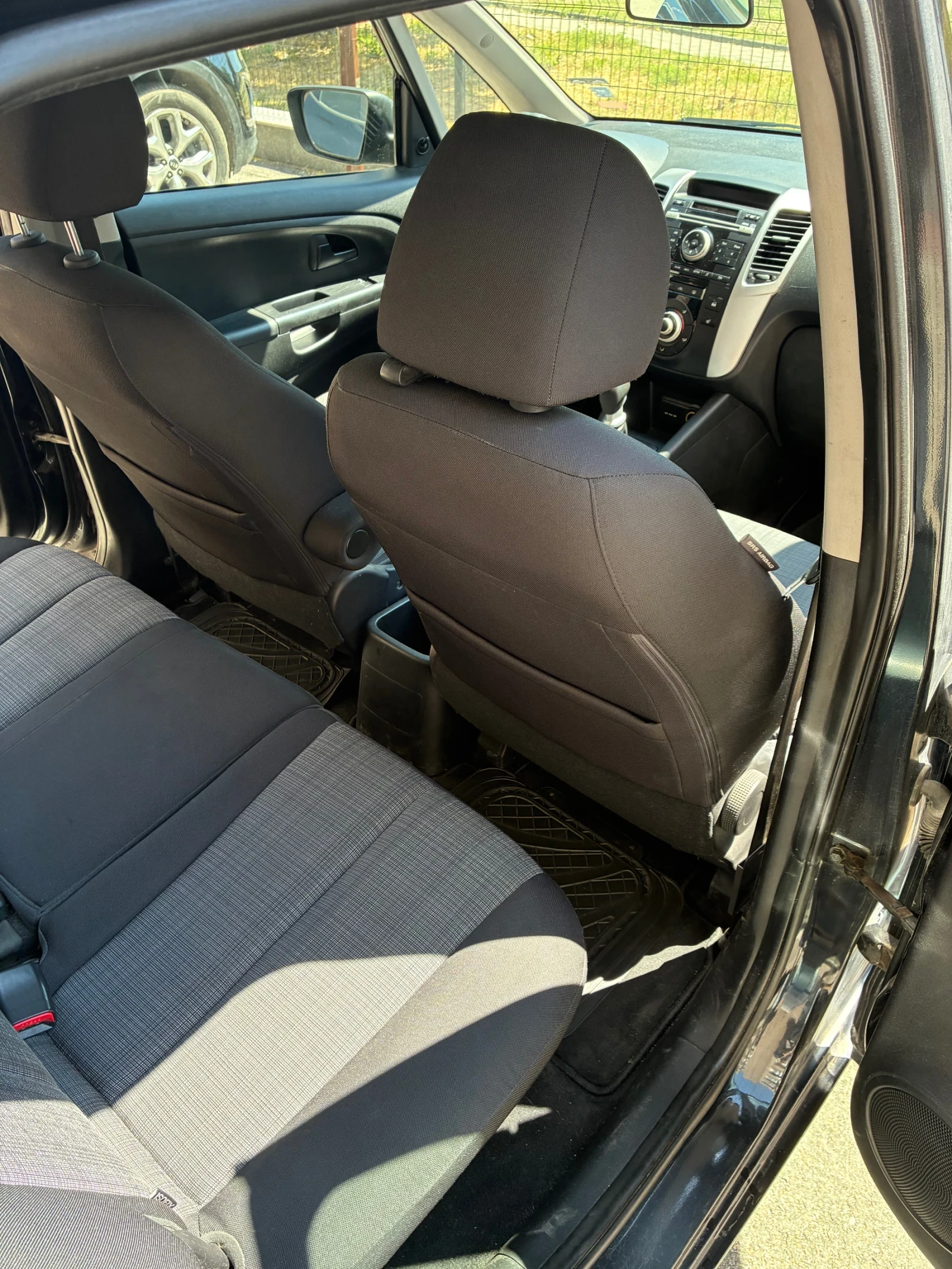 Kia Venga, снимка 9 - Автомобили и джипове - 55621512