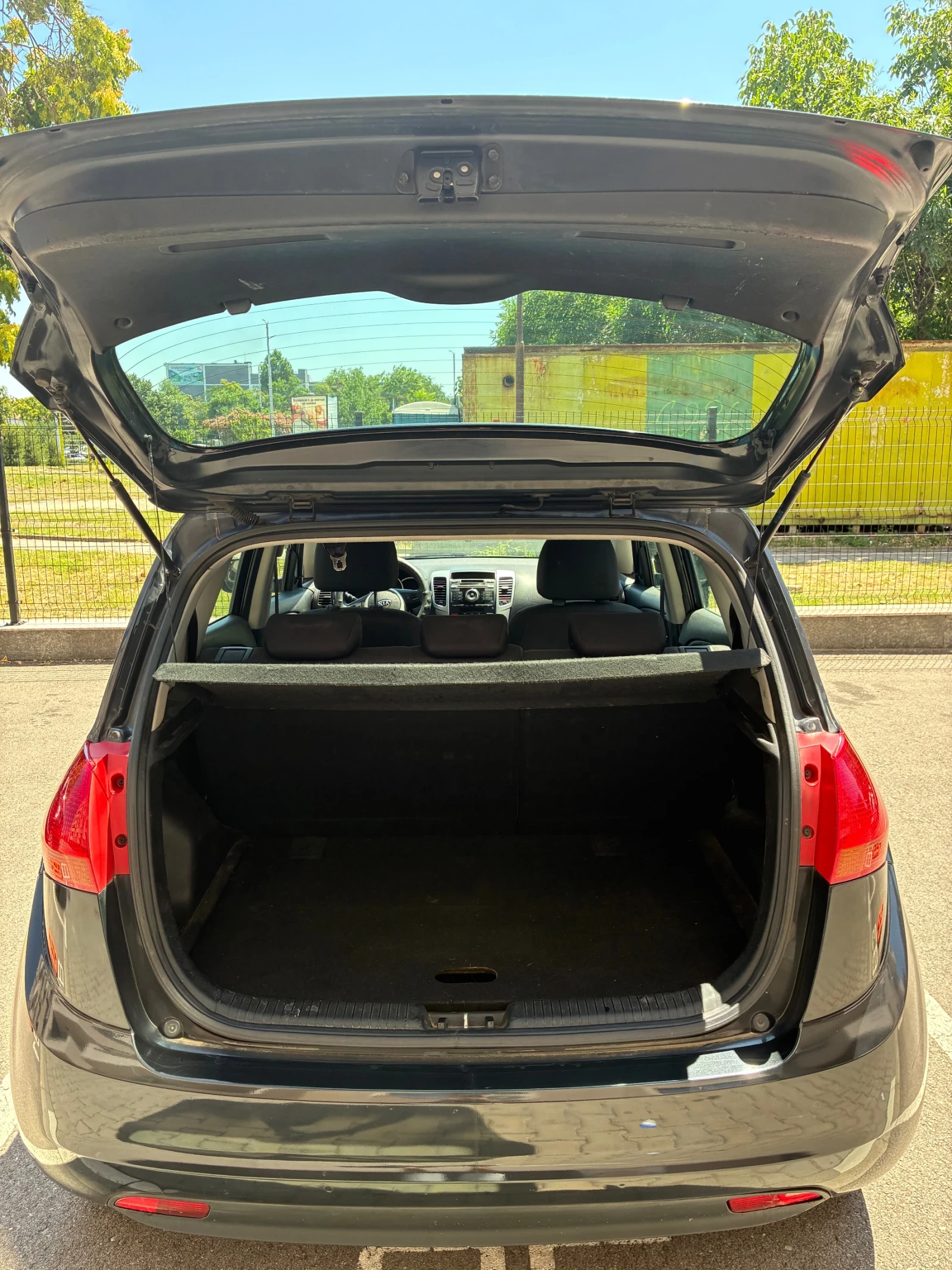 Kia Venga, снимка 14 - Автомобили и джипове - 55621512