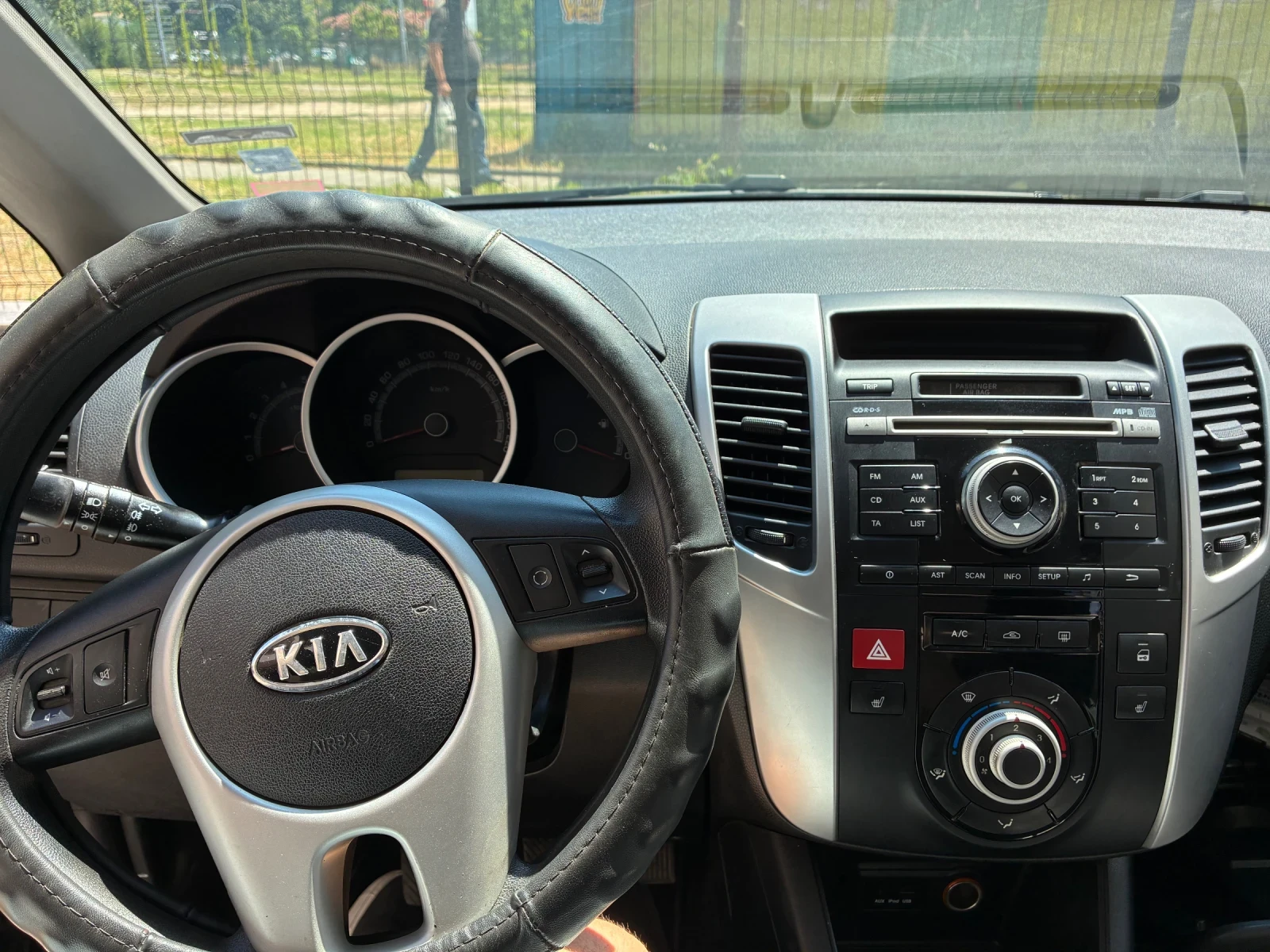 Kia Venga, снимка 12 - Автомобили и джипове - 55621512