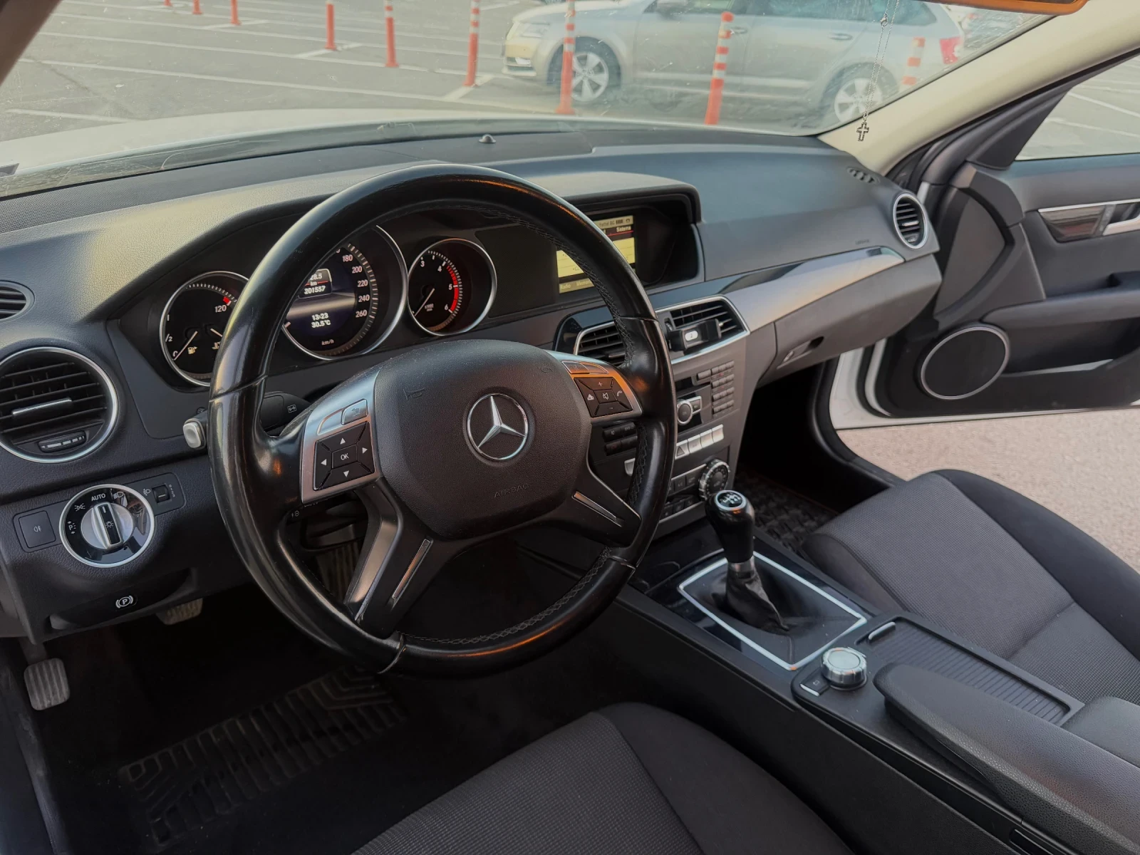 Mercedes-Benz 220 2.2, CDI, снимка 7 - Автомобили и джипове - 55683703