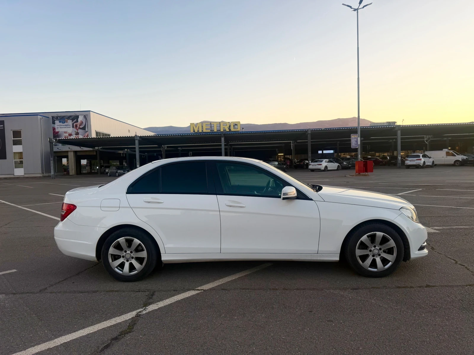 Mercedes-Benz 220 2.2, CDI, снимка 4 - Автомобили и джипове - 55683703