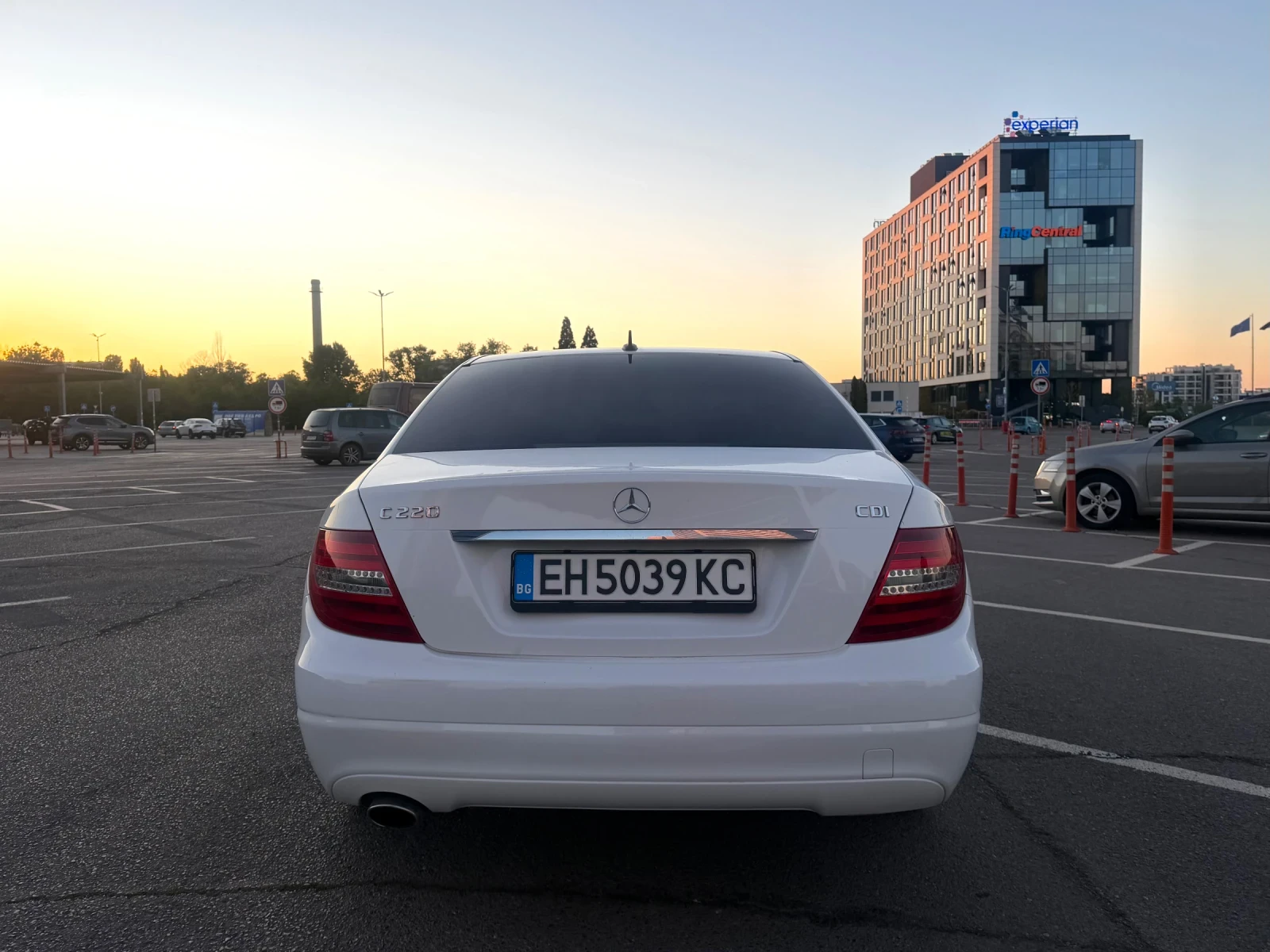 Mercedes-Benz 220 2.2, CDI, снимка 9 - Автомобили и джипове - 55683703