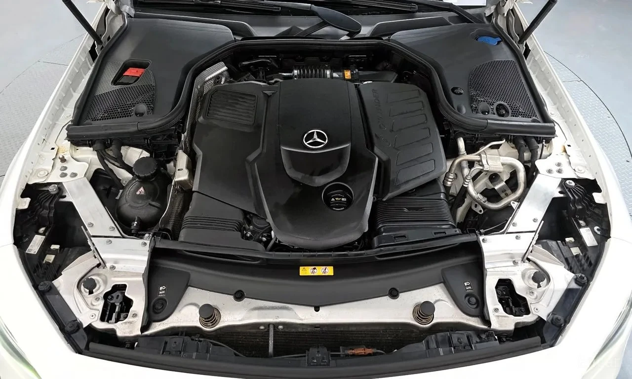 Mercedes-Benz CLS 4MATIC * БЕЗ ПЪРВОНАЧАЛНА ВНОСКА, снимка 16 - Автомобили и джипове - 56021879