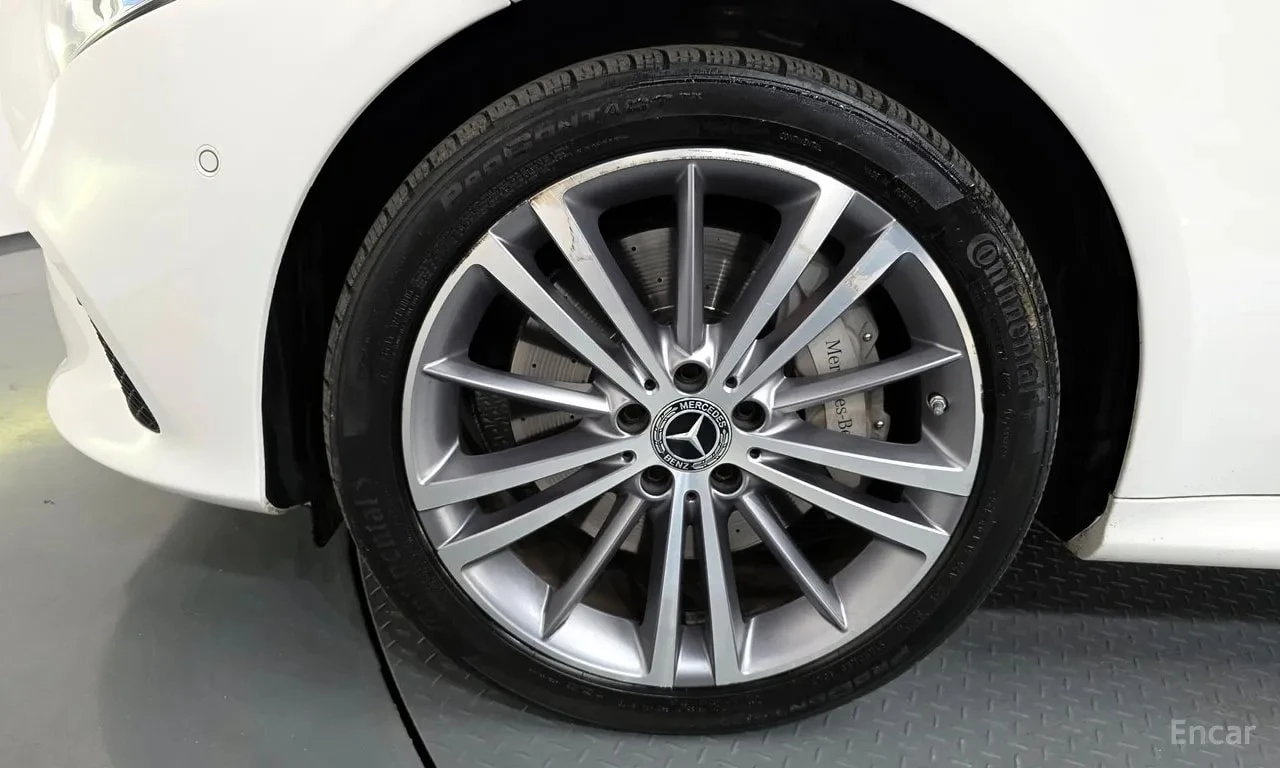 Mercedes-Benz CLS 4MATIC * БЕЗ ПЪРВОНАЧАЛНА ВНОСКА, снимка 5 - Автомобили и джипове - 56021879