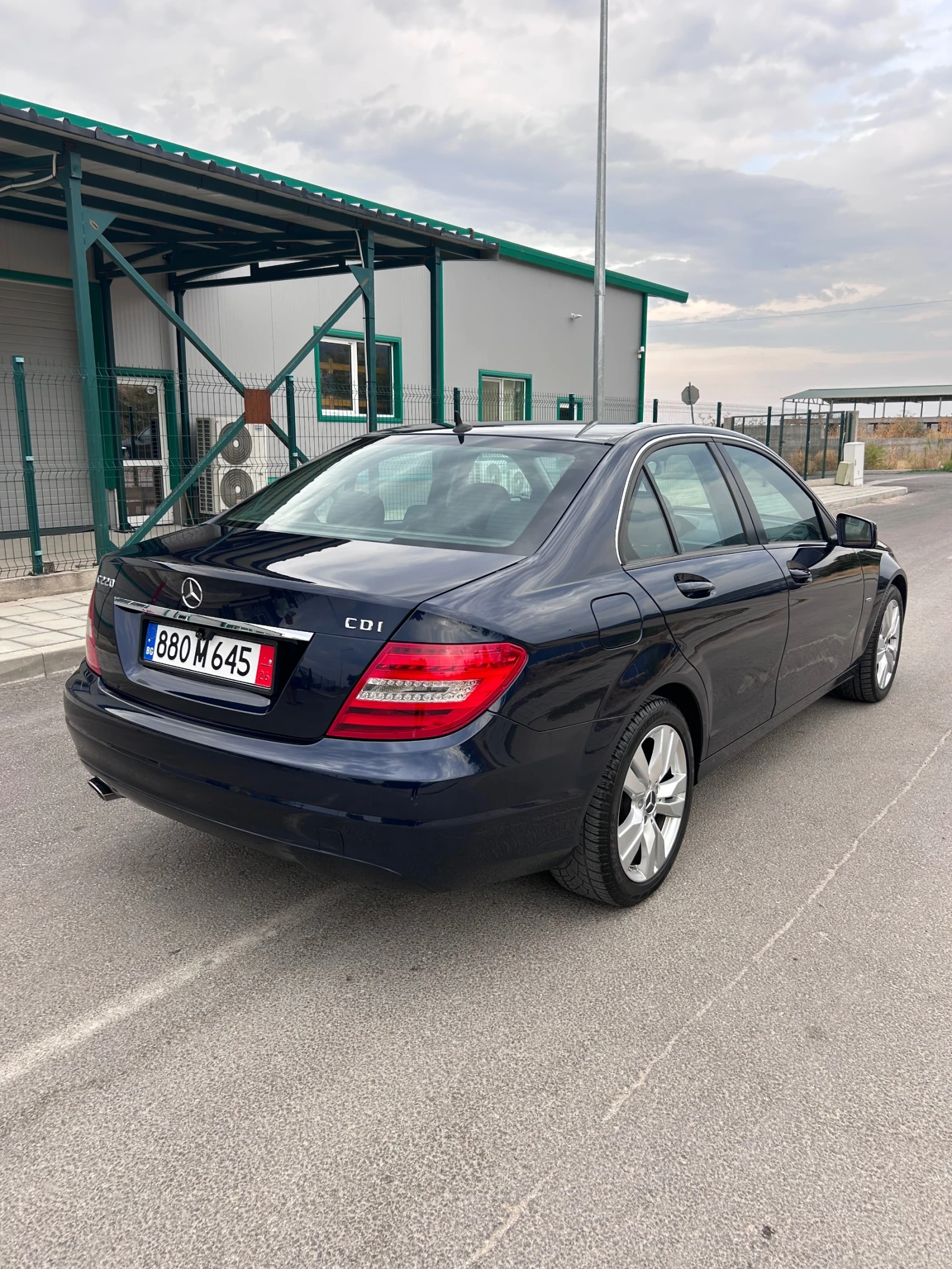 Mercedes-Benz C 220 2.2 CDI FACELIFT, снимка 5 - Автомобили и джипове - 56047300