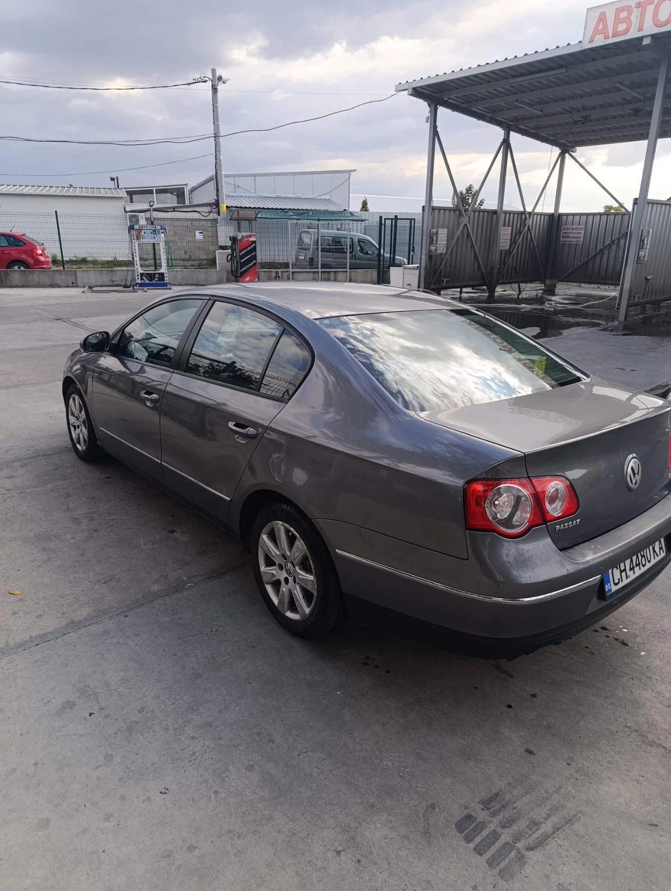 VW Passat B6, снимка 5 - Автомобили и джипове - 56213647