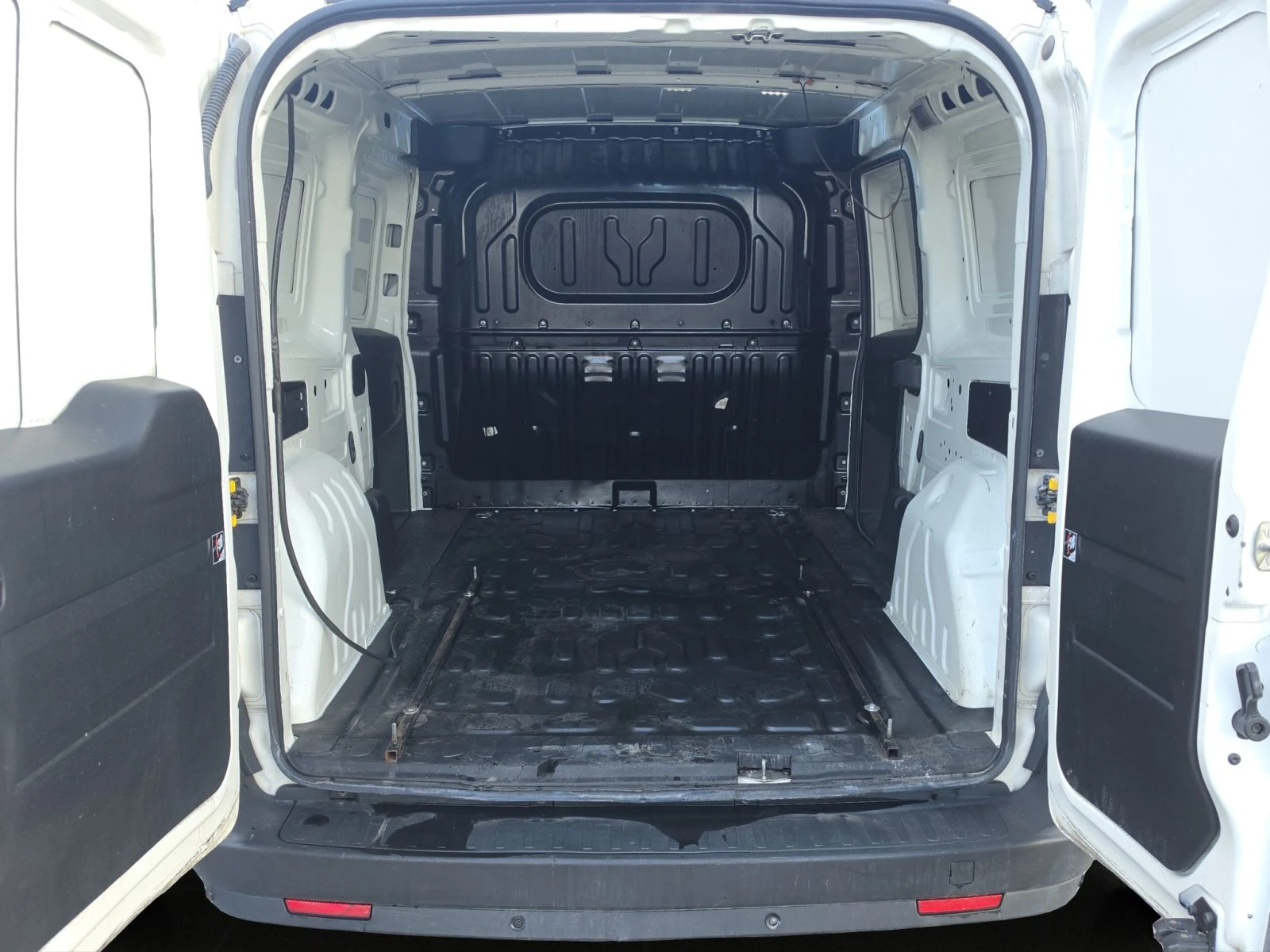 Fiat Doblo 1.6D 105hp BVM6 E6//2202R16, снимка 13 - Автомобили и джипове - 56422306