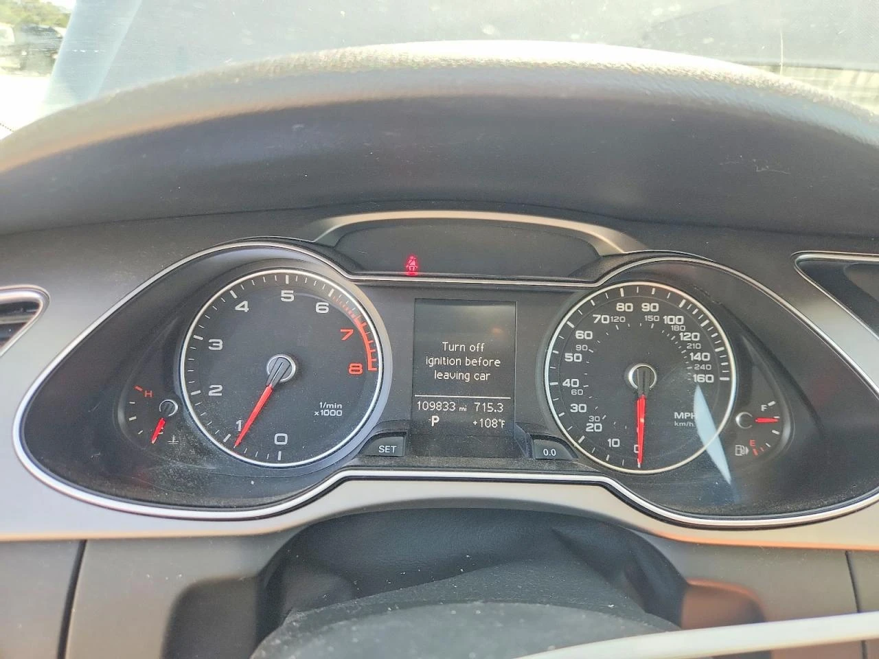 Audi A4 2.0l Premium, снимка 9 - Автомобили и джипове - 56485203
