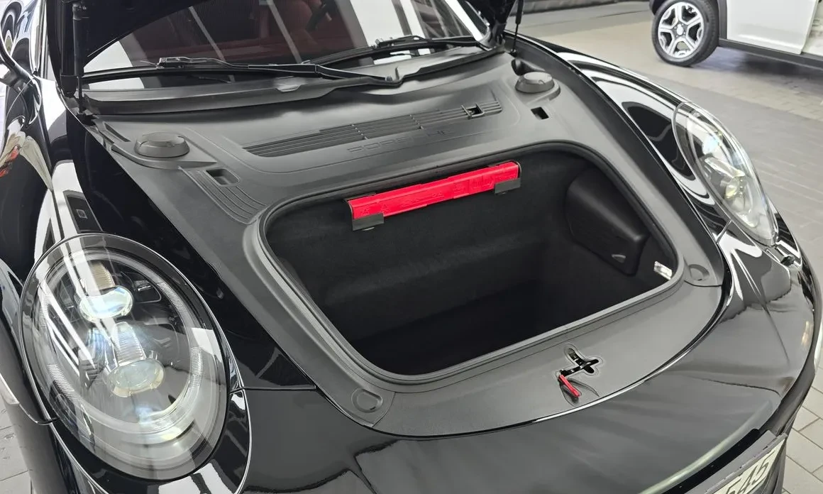 Porsche 911 4 GTS , снимка 5 - Автомобили и джипове - 56747157