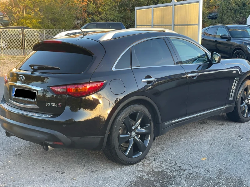 Infiniti Fx 30 Fx30DS , снимка 7 - Автомобили и джипове - 47885322