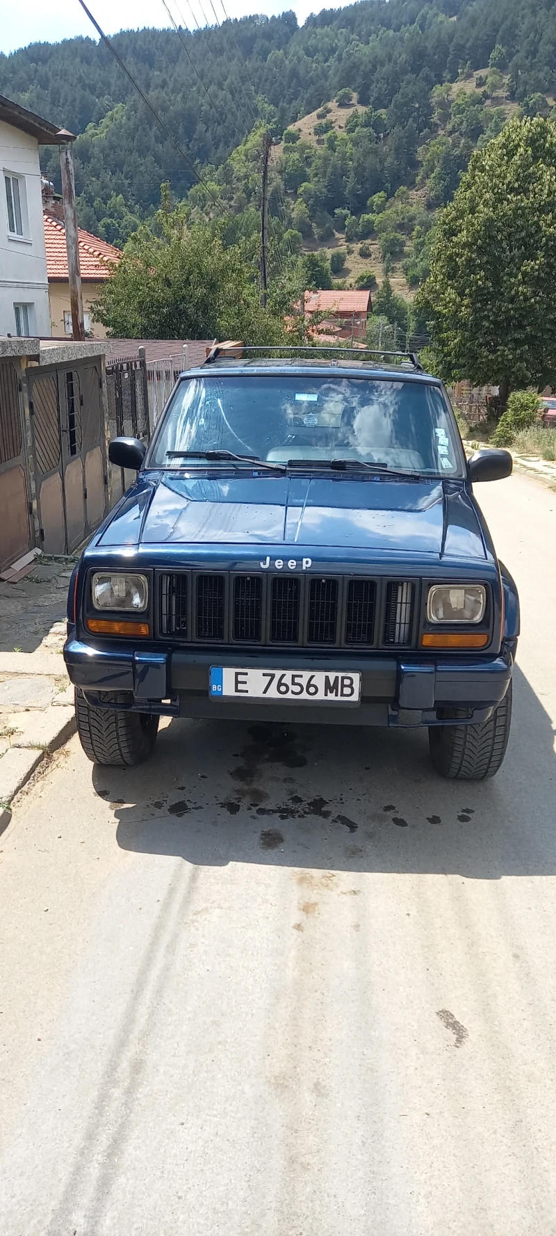 Jeep Cherokee, снимка 3 - Автомобили и джипове - 48585895