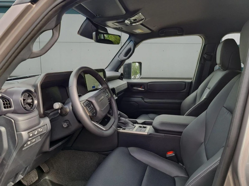 Toyota Land cruiser 250 2.8D EXECUTIVE LED 360 , снимка 5 - Автомобили и джипове - 52471500