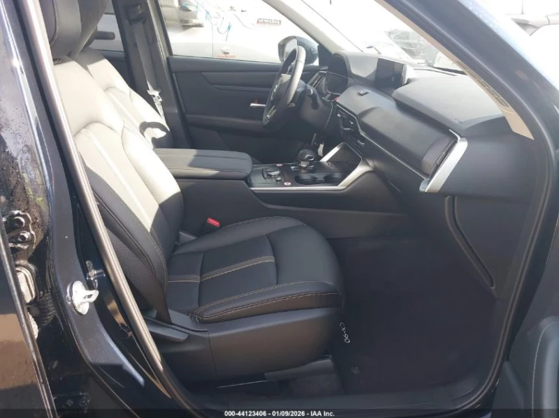 Mazda CX-90 3.3L I-6 DI, DOHC, VVT, TURBO, 280HP All Wheel, снимка 10 - Автомобили и джипове - 53113065