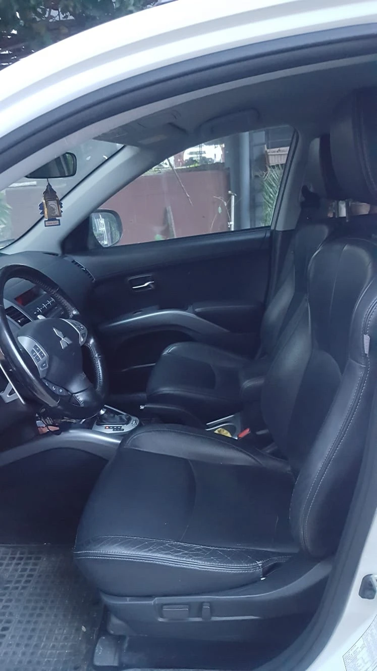 Mitsubishi Outlander M1, снимка 10 - Автомобили и джипове - 52650635
