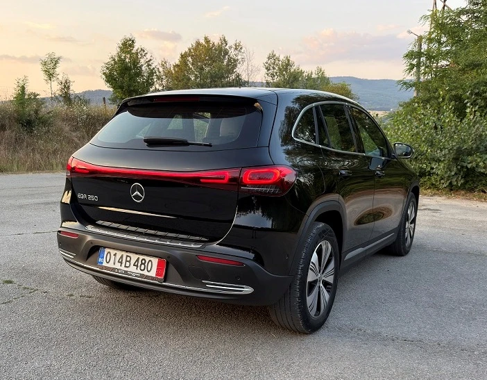 Mercedes-Benz EQA 250* 66 kWh* 470км* 33000км, снимка 5 - Автомобили и джипове - 55566218