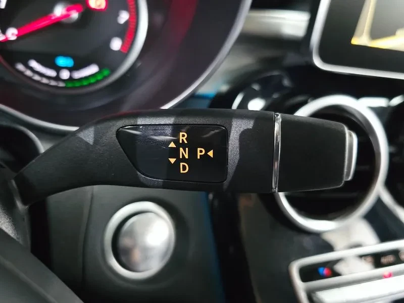Mercedes-Benz GLC 350 4MATIC - САМО 30% АВАНС, снимка 9 - Автомобили и джипове - 56071777