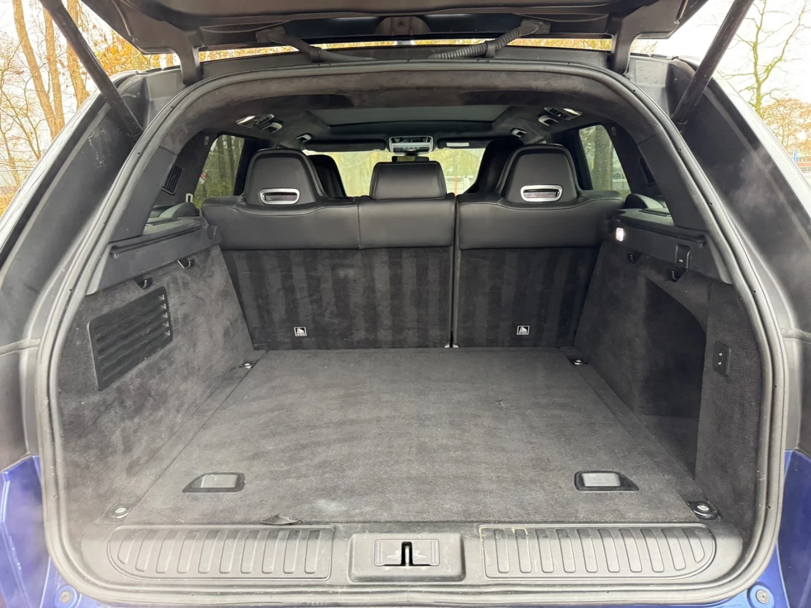 Land Rover Range Rover Sport SVR * Facelift* 575HP* Възможност за лизинг - изображение 7