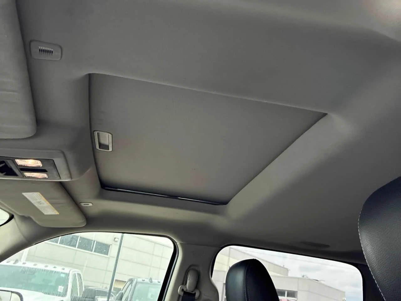 Dodge RAM 1500 LARAMIE * ПОДГРЕВ НА ВОЛАН/СЕДАЛКИ* ОБДУХВАНЕ* , снимка 10 - Автомобили и джипове - 53911315