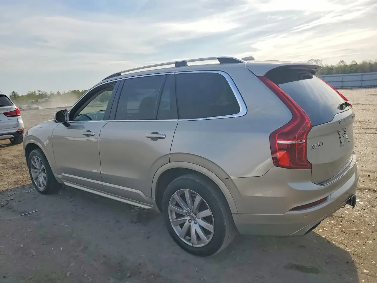 Volvo Xc90 T6, снимка 4 - Автомобили и джипове - 54262884