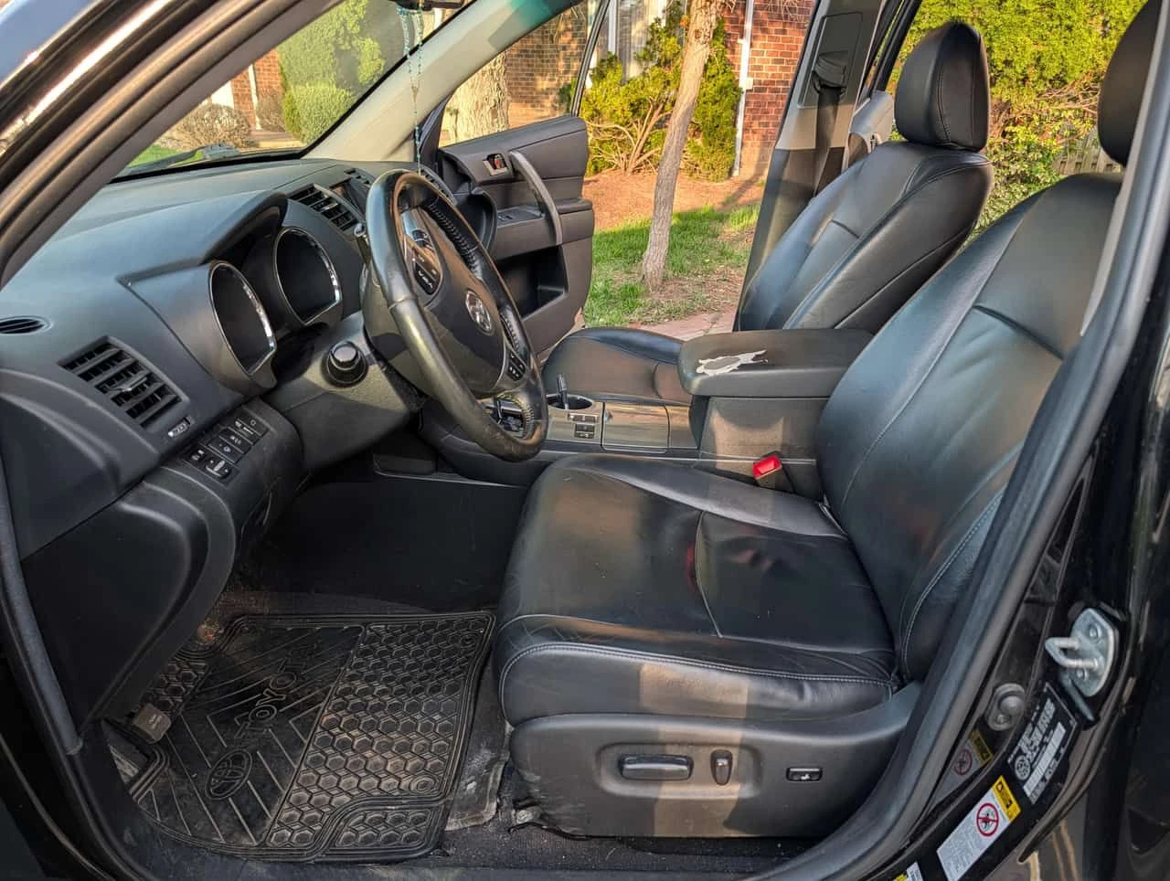 Toyota Highlander * 4WD 4dr * KEYLESS*  | Mobile.bg � ����������� 4