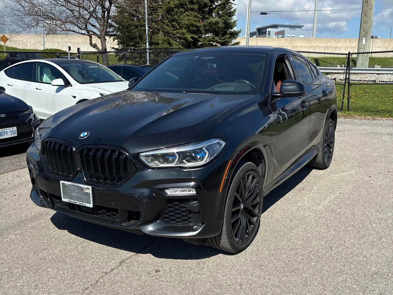 BMW X6 40i* Distronic* Обдух* Mpack* Lazer* Масаж* 360