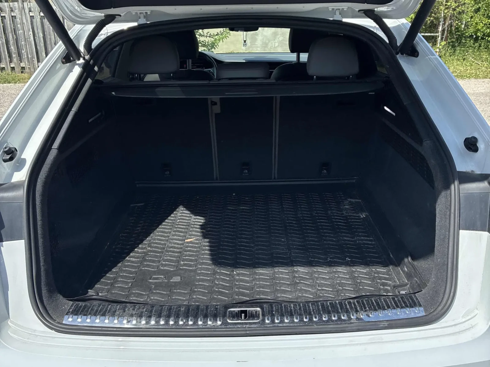 Audi Q8 3.0* B&O* TECHNIK* , снимка 11 - Автомобили и джипове - 54807319