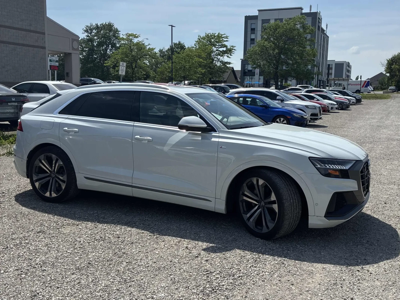 Audi Q8 3.0* B&O* TECHNIK* , снимка 4 - Автомобили и джипове - 54807319