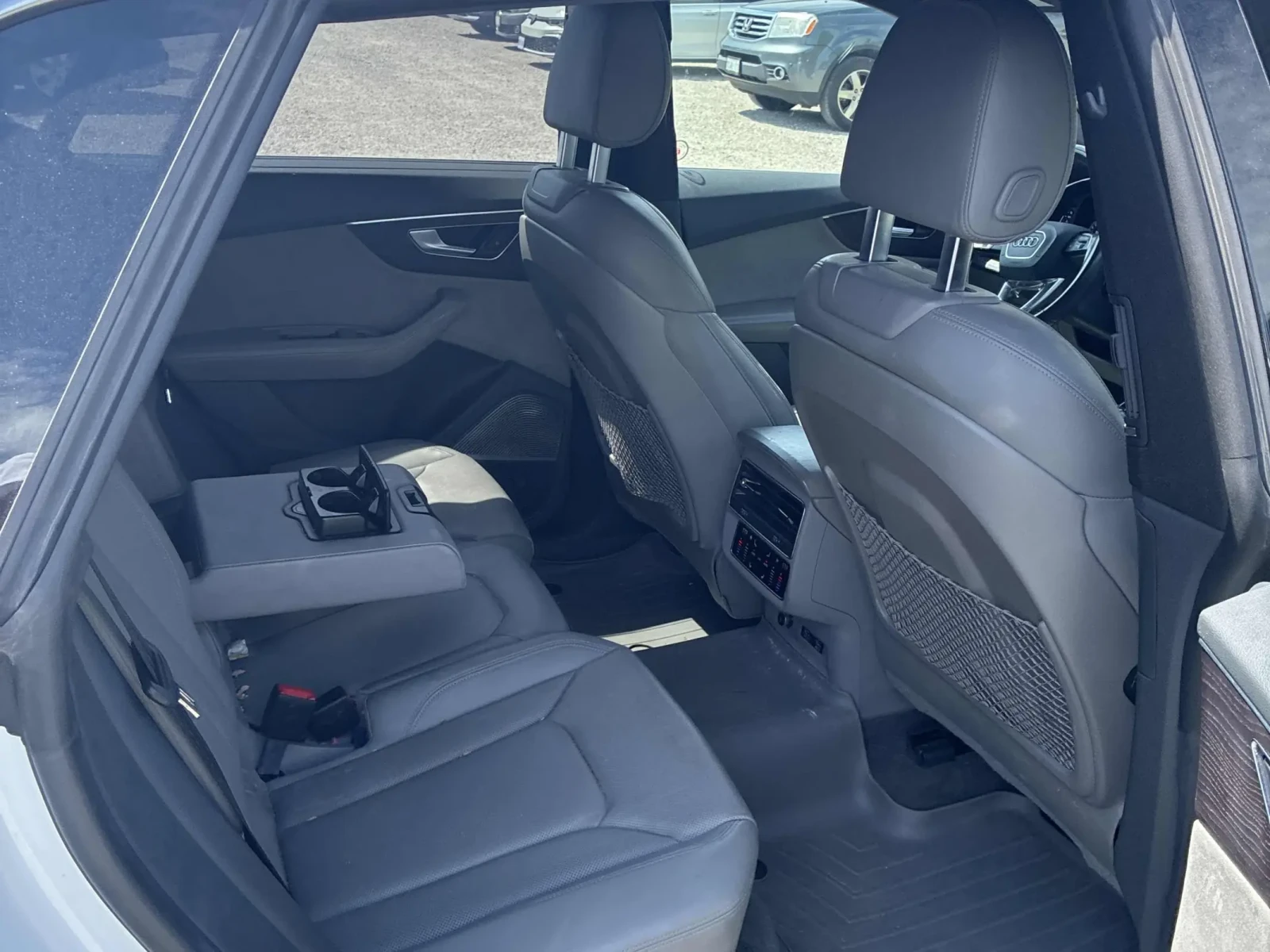 Audi Q8 3.0* B&O* TECHNIK* , снимка 12 - Автомобили и джипове - 54807319