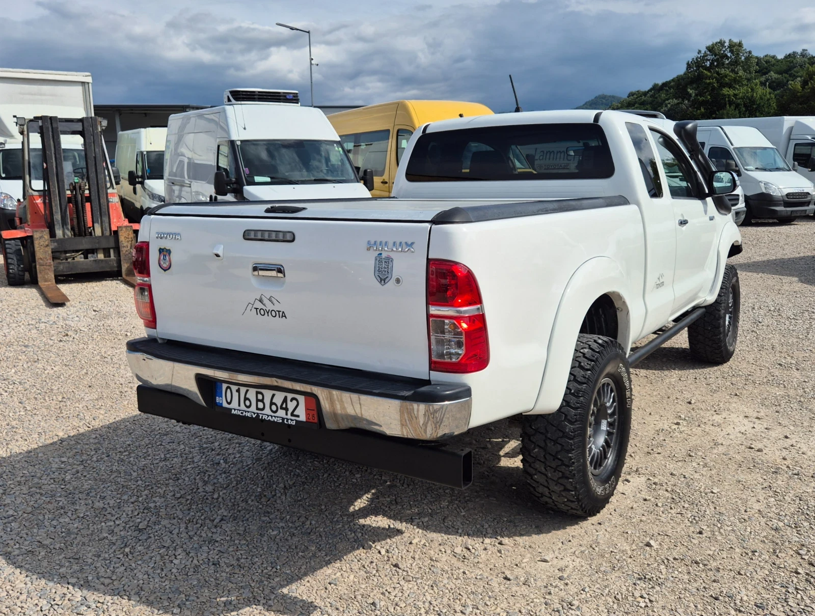 Toyota Hilux 2.5d4d* 4X4* , снимка 7 - Автомобили и джипове - 55409267