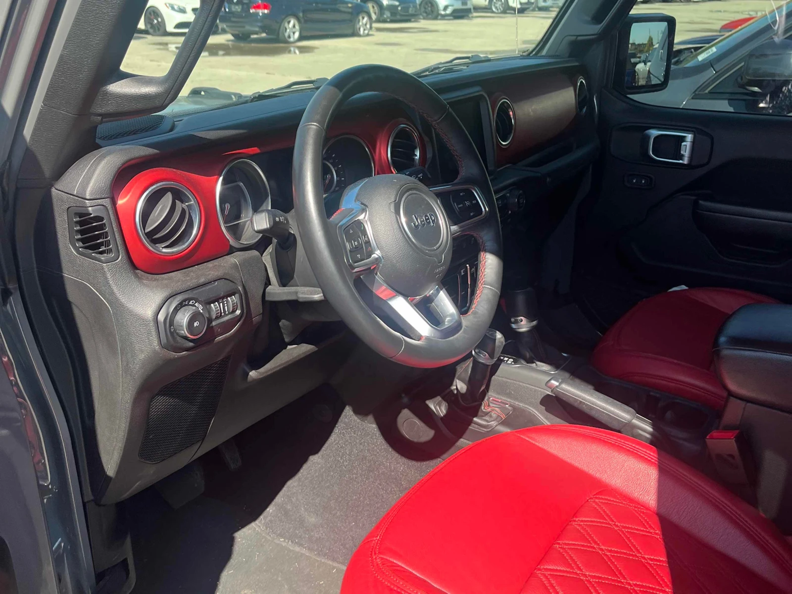 Jeep Wrangler * Rubicon * АВТОКРЕДИТ БЕЗ ПЪРВОНАЧАЛНА ВНОСКА* , снимка 5 - Автомобили и джипове - 56054816