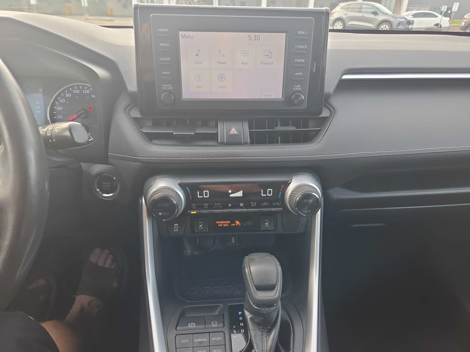 Toyota Rav4 * XLE * ОТ ПРЕДСТАВИТЕЛСТВО* , снимка 9 - Автомобили и джипове - 56113001