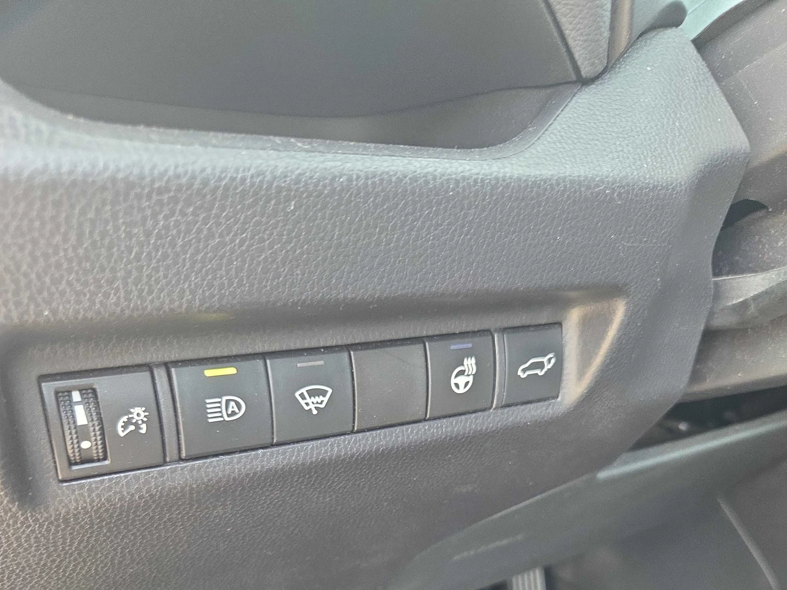 Toyota Rav4 * XLE * ОТ ПРЕДСТАВИТЕЛСТВО* , снимка 11 - Автомобили и джипове - 56113001