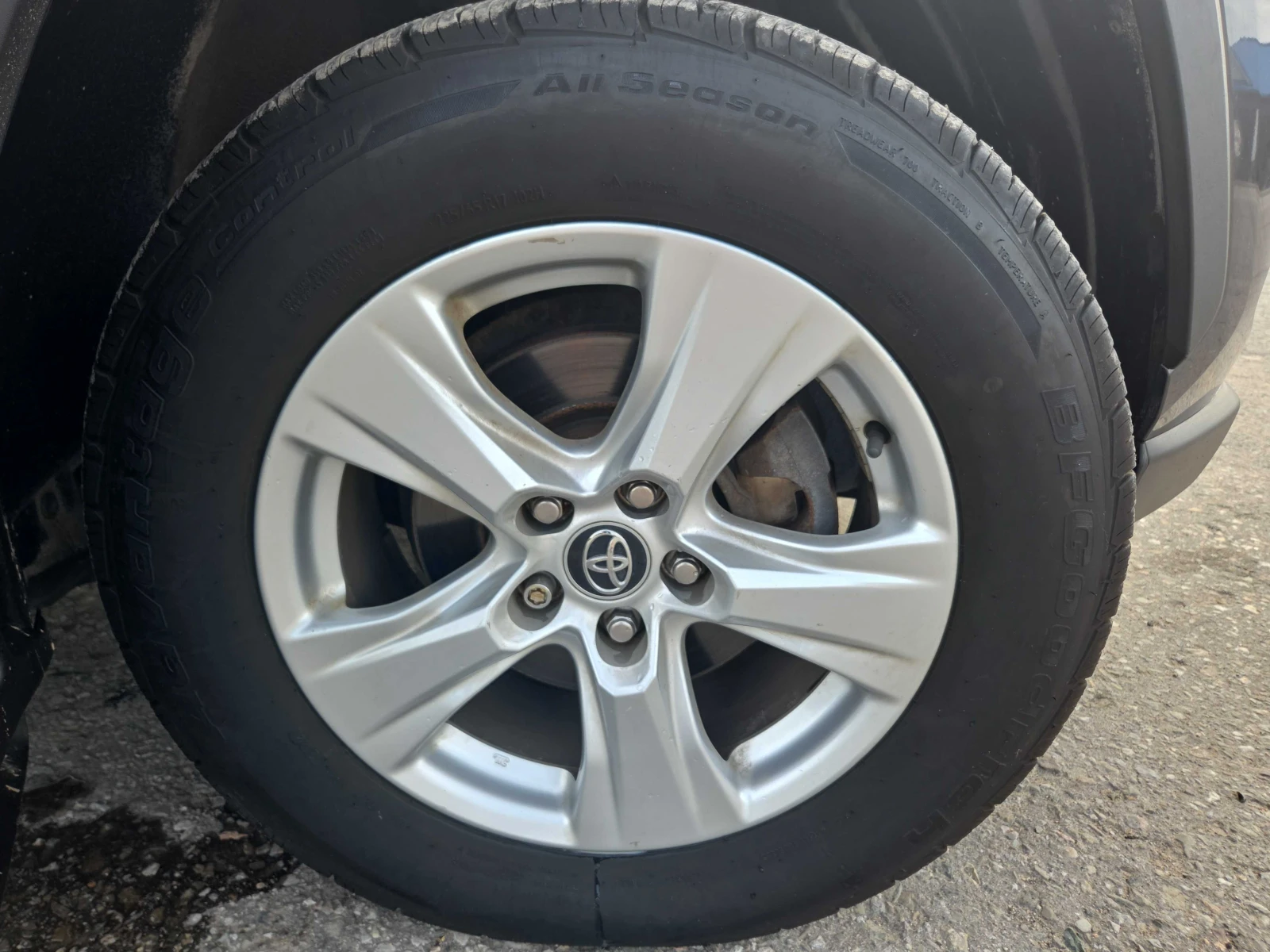 Toyota Rav4 * XLE * ОТ ПРЕДСТАВИТЕЛСТВО* , снимка 7 - Автомобили и джипове - 56113001
