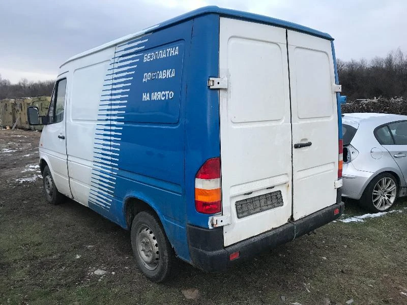 Mercedes-Benz Sprinter 208 2.3d,ABS,79 кс., снимка 4 - Бусове и автобуси - 20232650