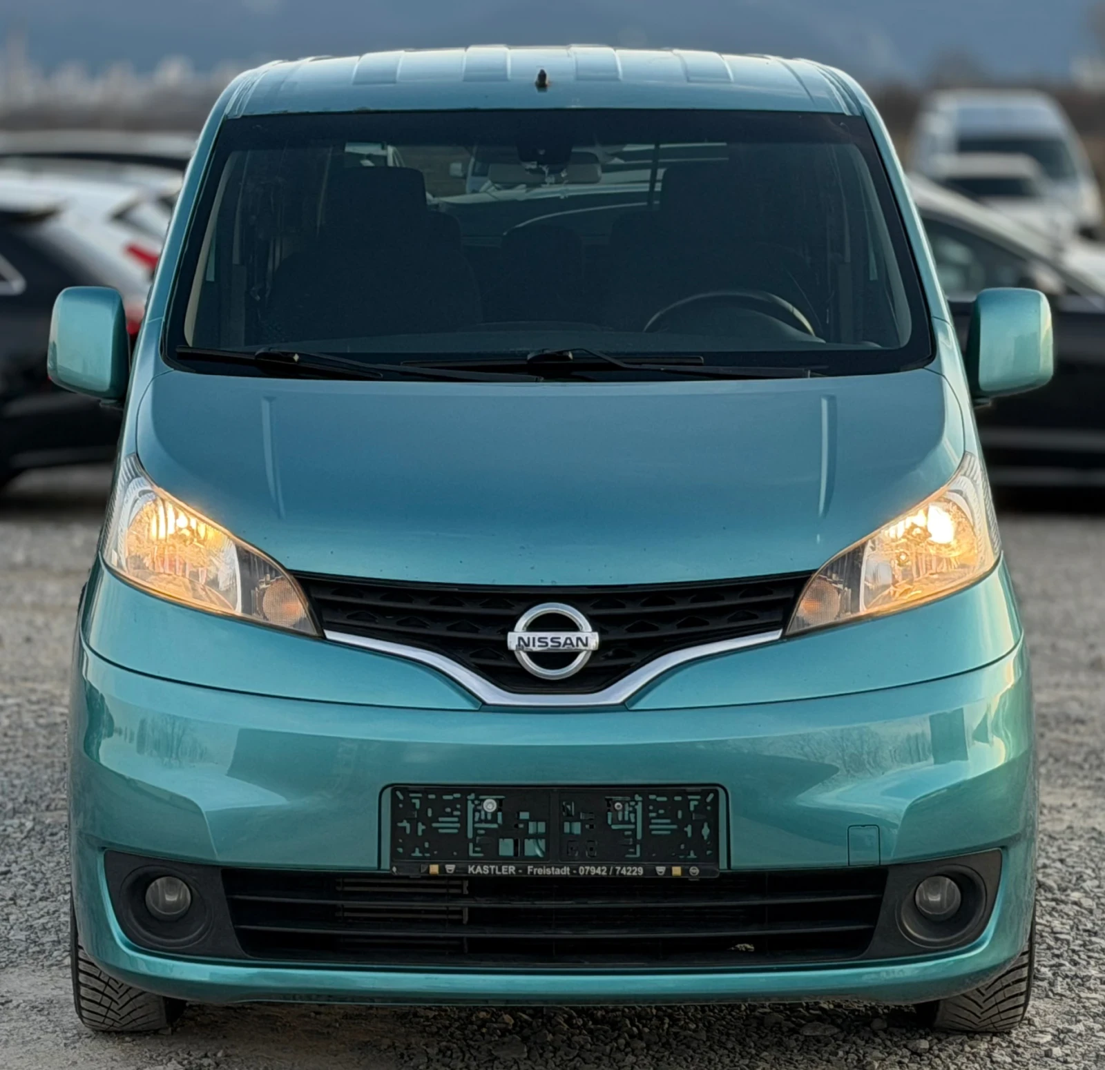 Nissan NV200 1.5DCi 110к.с * 7места* * Камера* * Навигация* , снимка 2 - Бусове и автобуси - 53803928