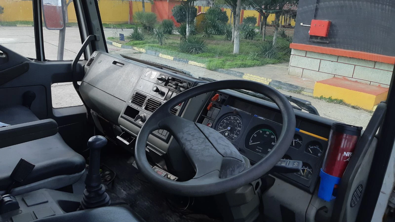 Iveco 75e15 EURO CARGO - изображение 8