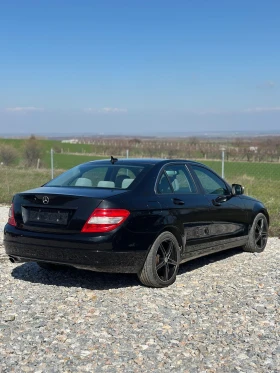 Mercedes-Benz C 220 Двойна Панорама, снимка 6