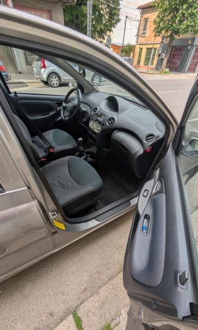 Toyota Yaris P1, снимка 8