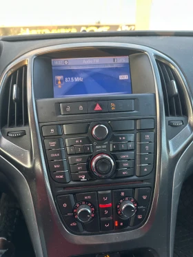 Opel Astra Парктроник , Навигация - 3700 € / 7236.57 лв. - 70821592 8