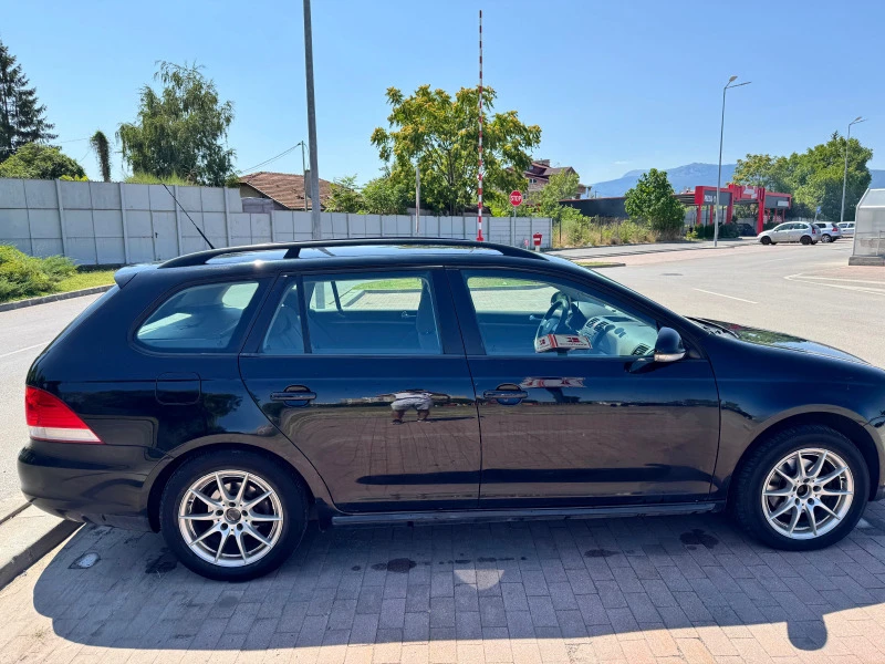 VW Golf Variant, снимка 4 - Автомобили и джипове - 45307159