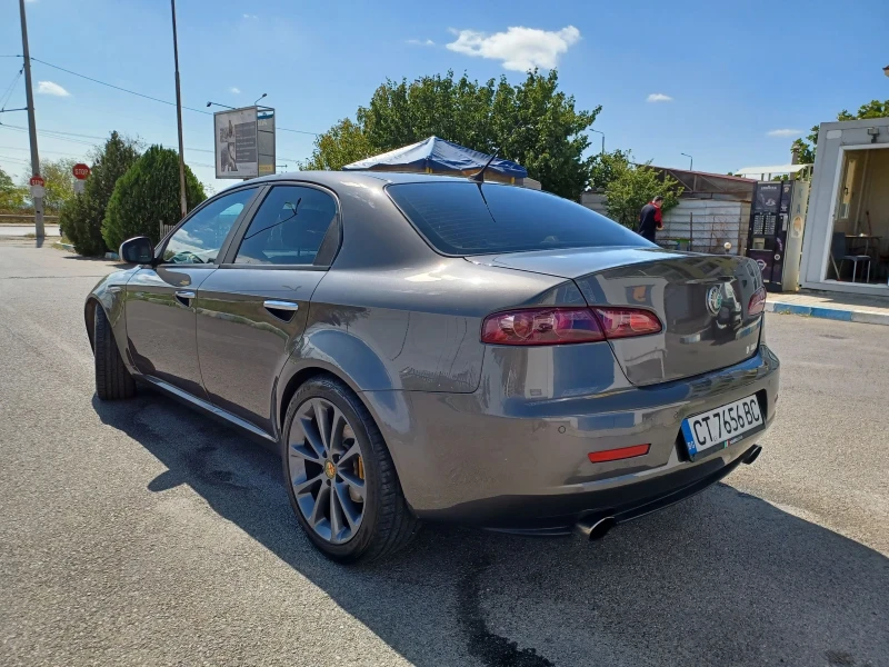 Alfa Romeo 159 1.9 jtdm , снимка 16 - Автомобили и джипове - 47251191