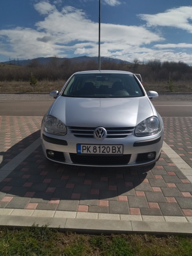 VW Golf, снимка 1 - Автомобили и джипове - 47556433