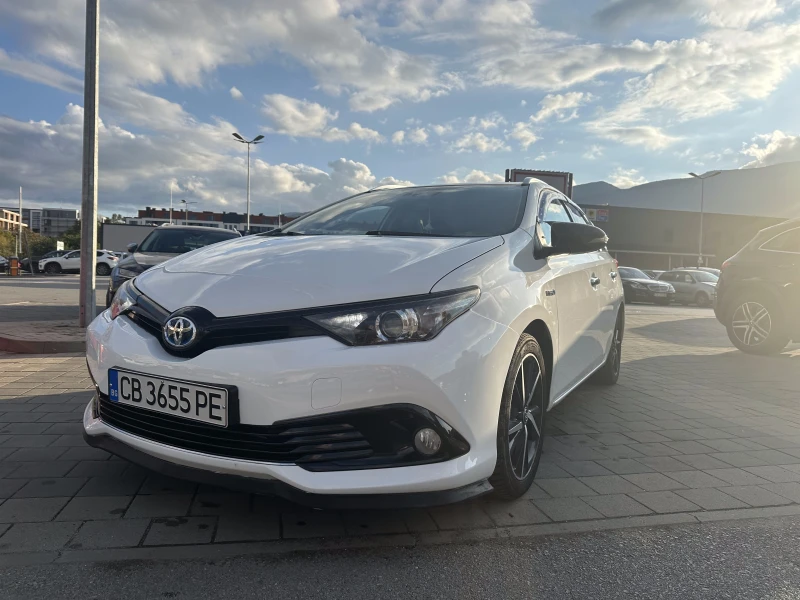 Toyota Auris 1.8, снимка 1 - Автомобили и джипове - 47568355