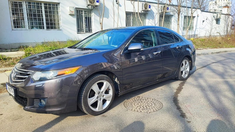 Honda Accord Honda Accord с газова уредба, перфектна, снимка 2 - Автомобили и джипове - 49294237